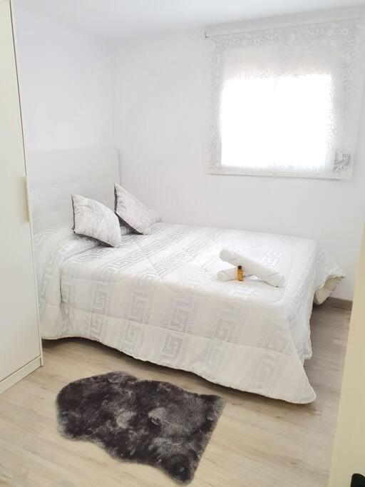Habitaciones Bonitas Y Comodas L'Hospitalet de Llobregat Exterior photo